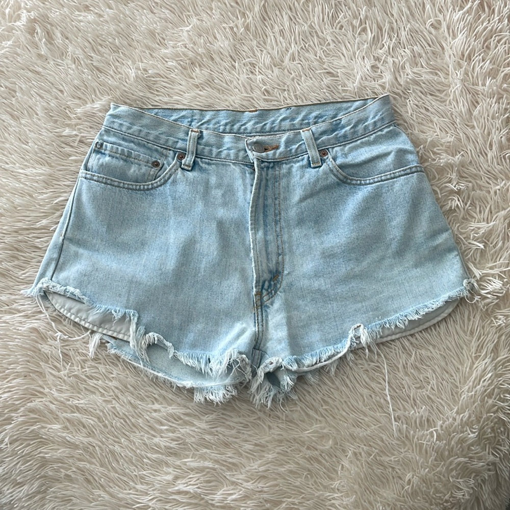 Levi's Blue Jean Shorts Classic Style - Picture 1 of 3